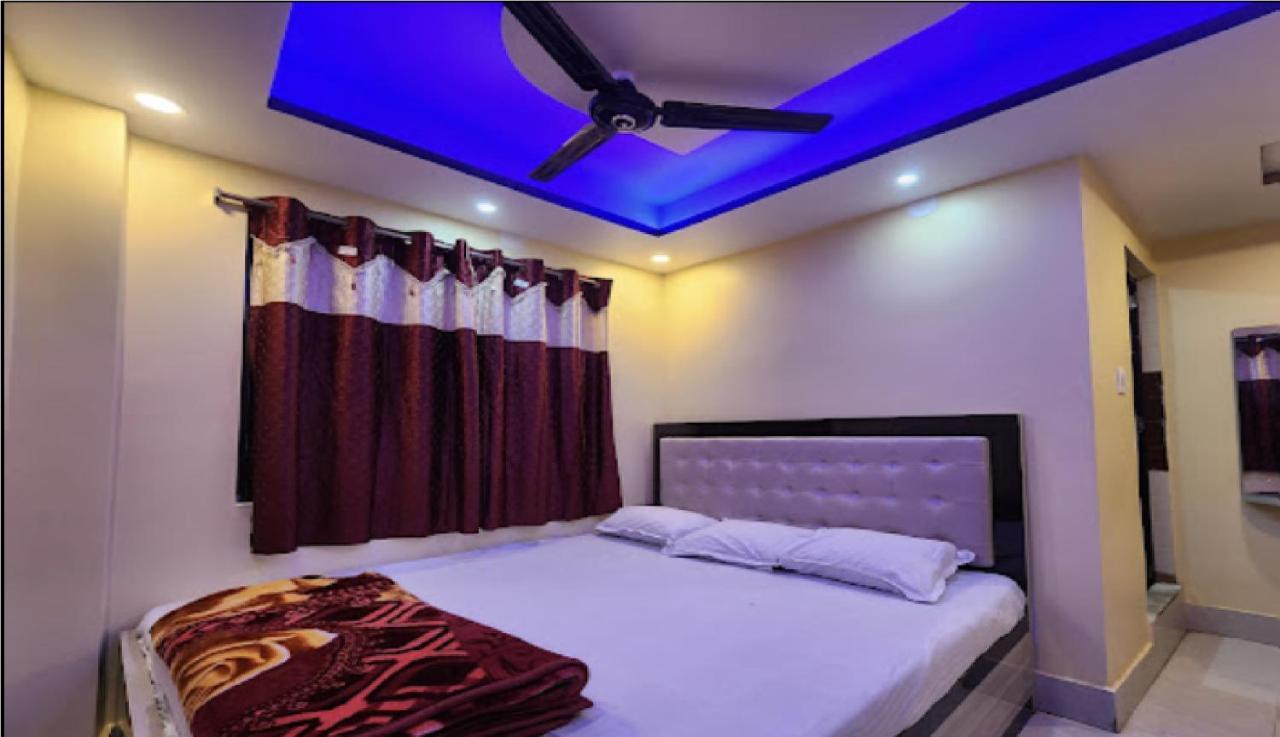 Hotel Ilora By Wb Inn ธาราพิธ ภายนอก รูปภาพ