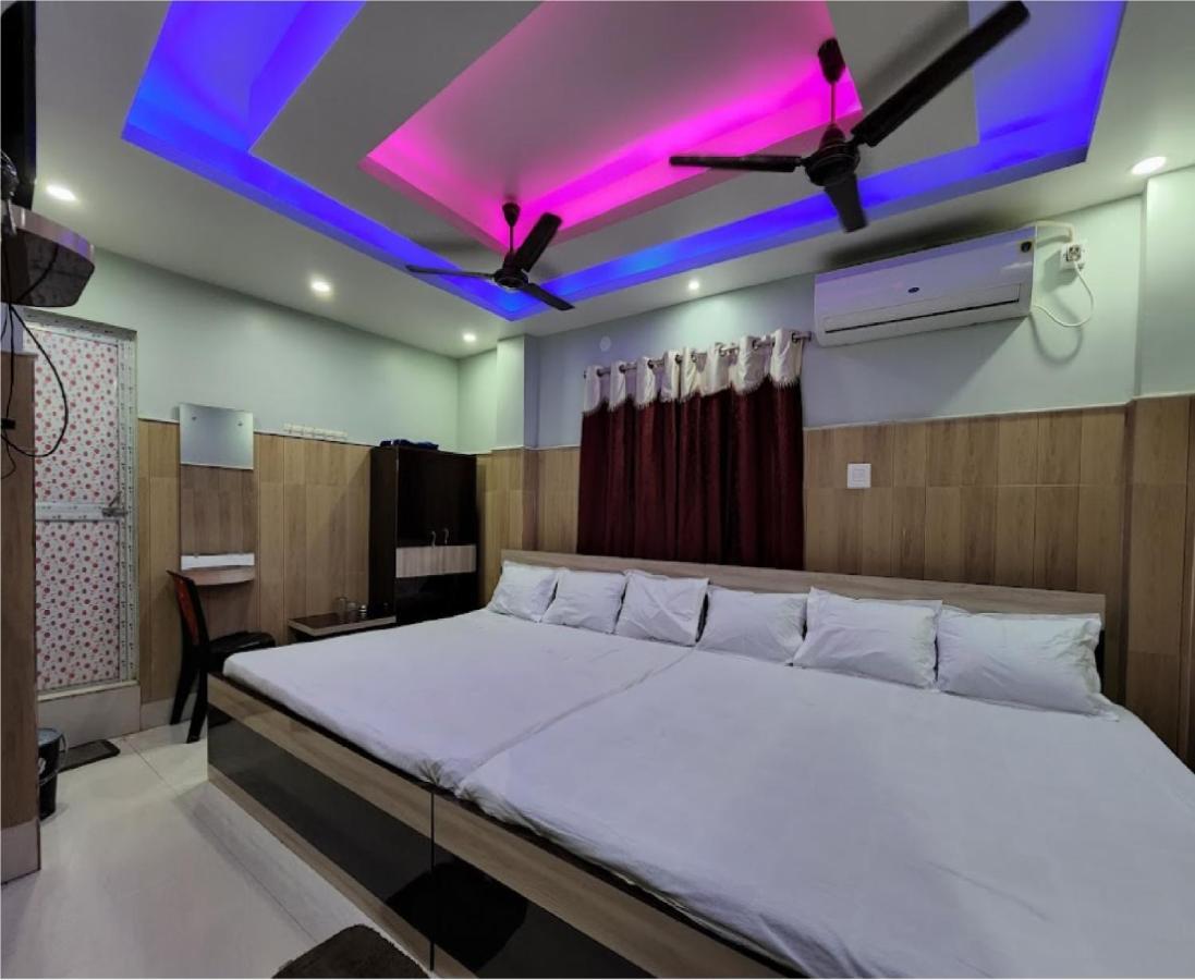 Hotel Ilora By Wb Inn ธาราพิธ ภายนอก รูปภาพ